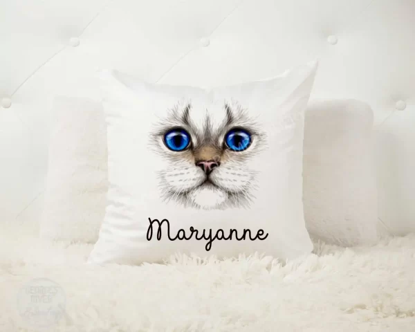 Cat Lovers Cushion Cover - Personalised with your name - 4 eye colours