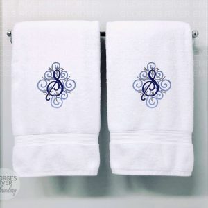 Personalised Monogrammed Bath Towel - Single or Set- Swirl Design